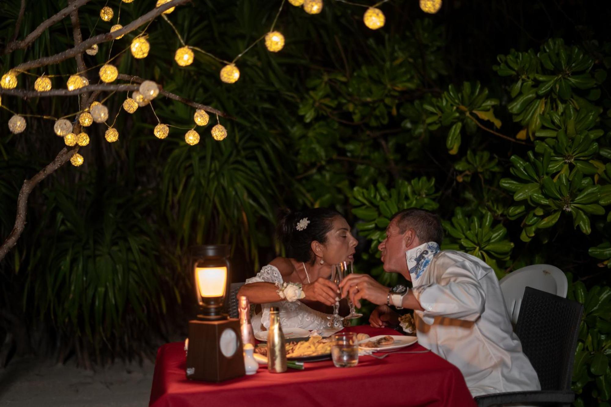 Paguro Seaview Hotell Bodufolhudhoo Exteriör bild